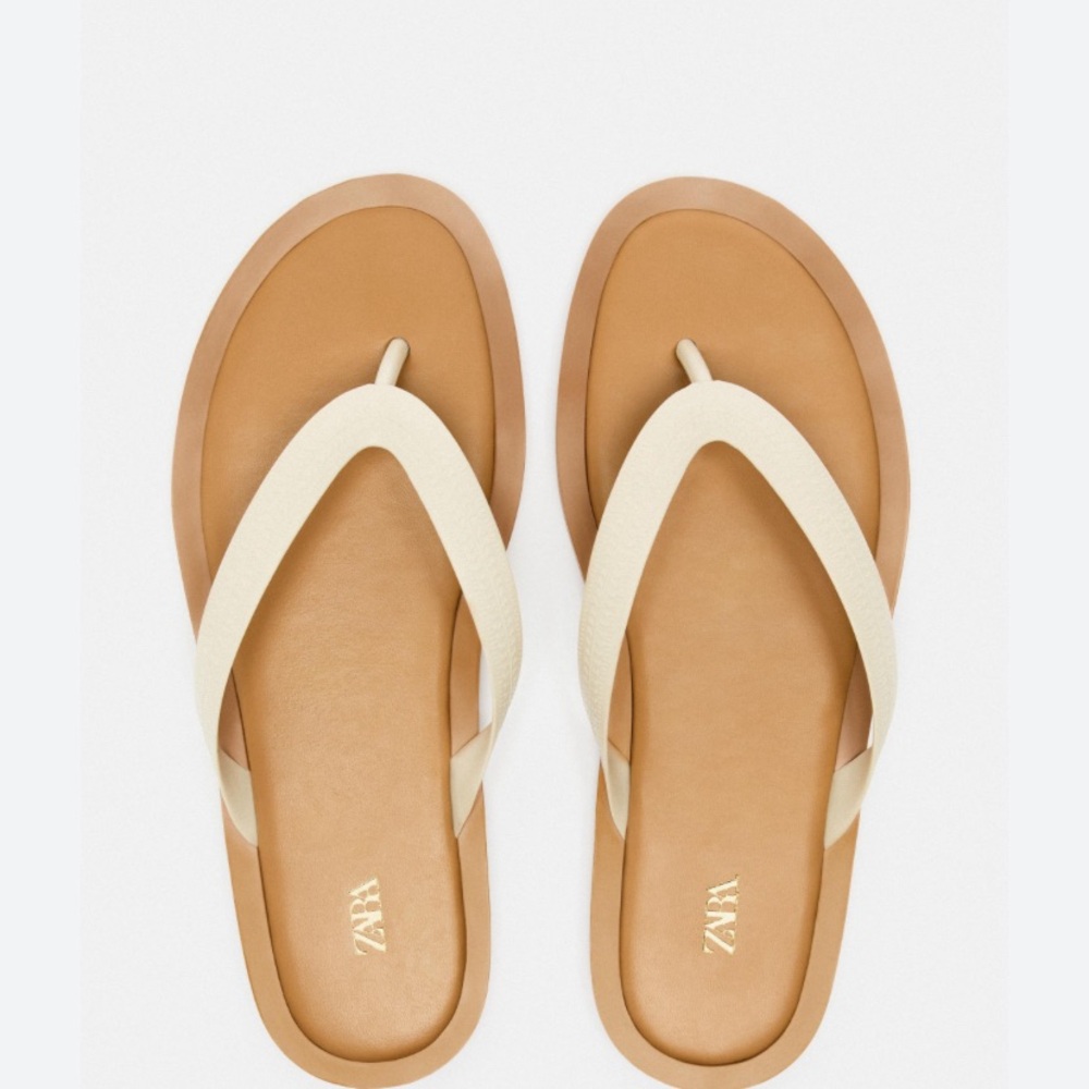 Zara Women's Cream Rubberized Sandals